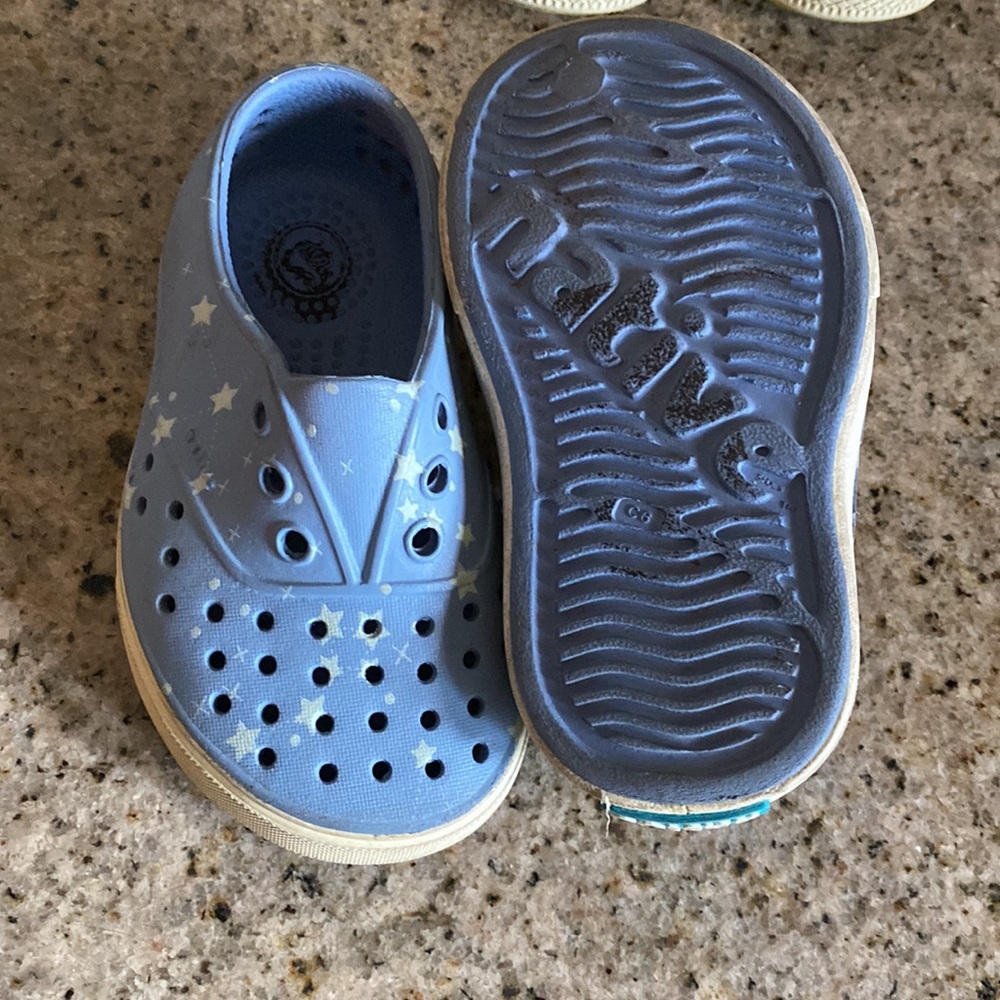 Native and crocs bundle - Picture 6 of 7